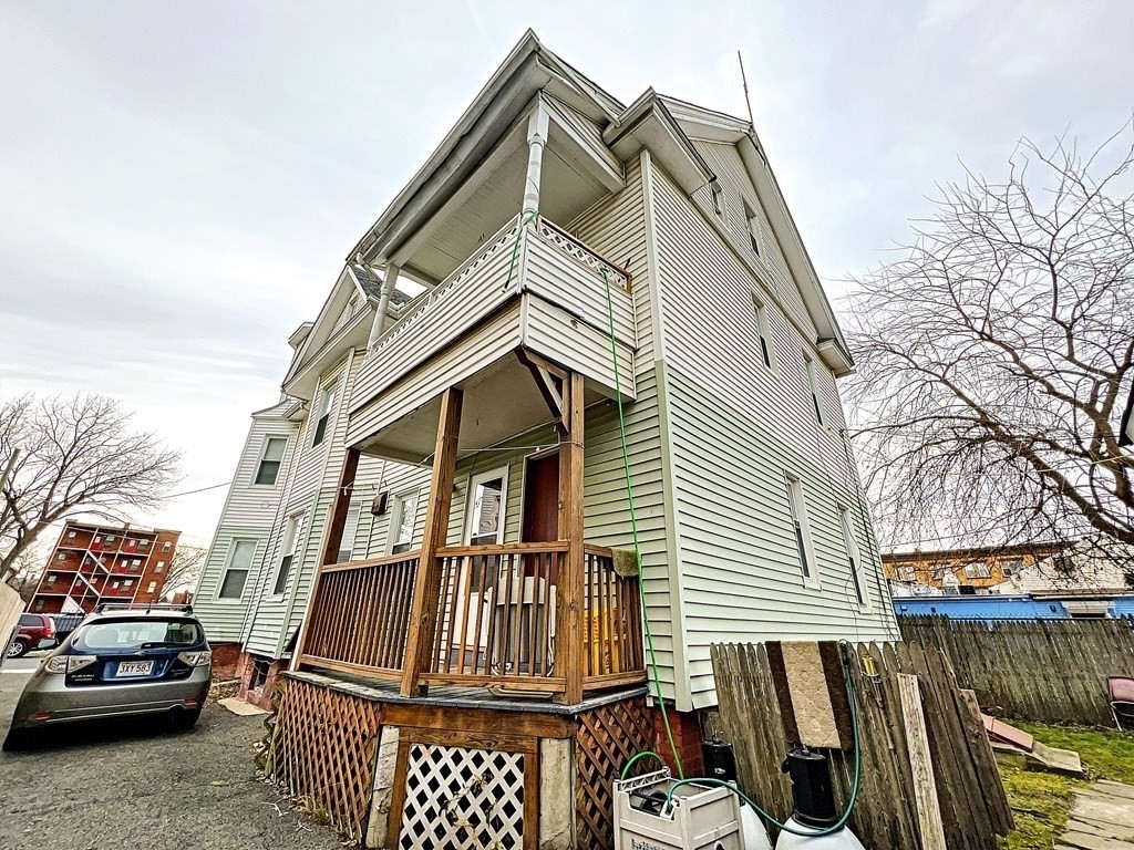 16 Grove Street Springfield, MA 01107 - Photo 8 of 20 Gallery Image 8