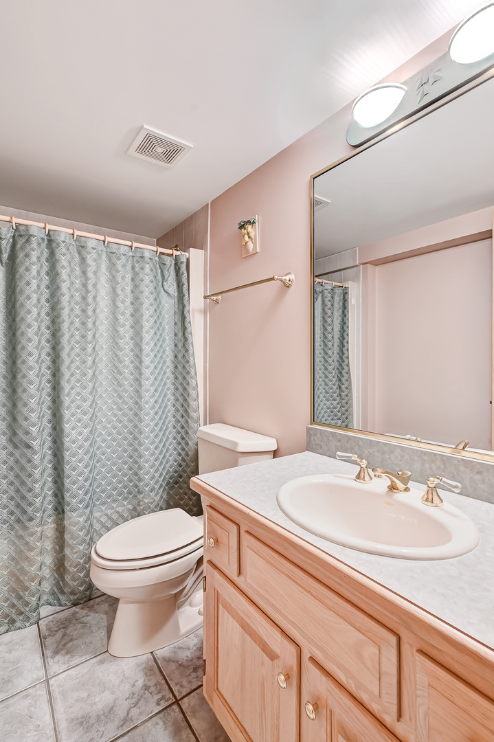 9150 Falling Waters Drive West Burr Ridge, IL 60527 - Photo 33 of 49