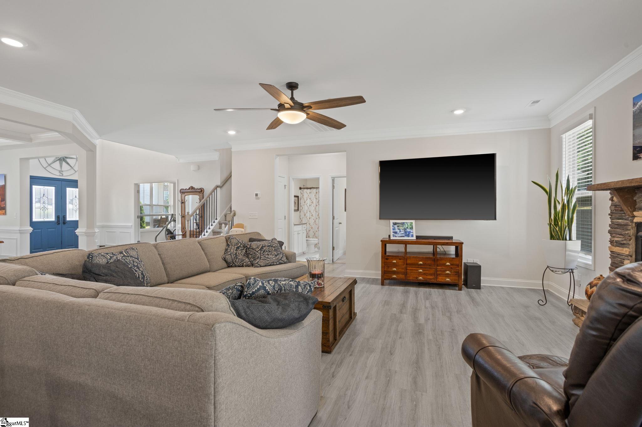 499 FOX RUN Trail Woodruff, SC 29388 - Photo 10 of 38 Gallery Image 10