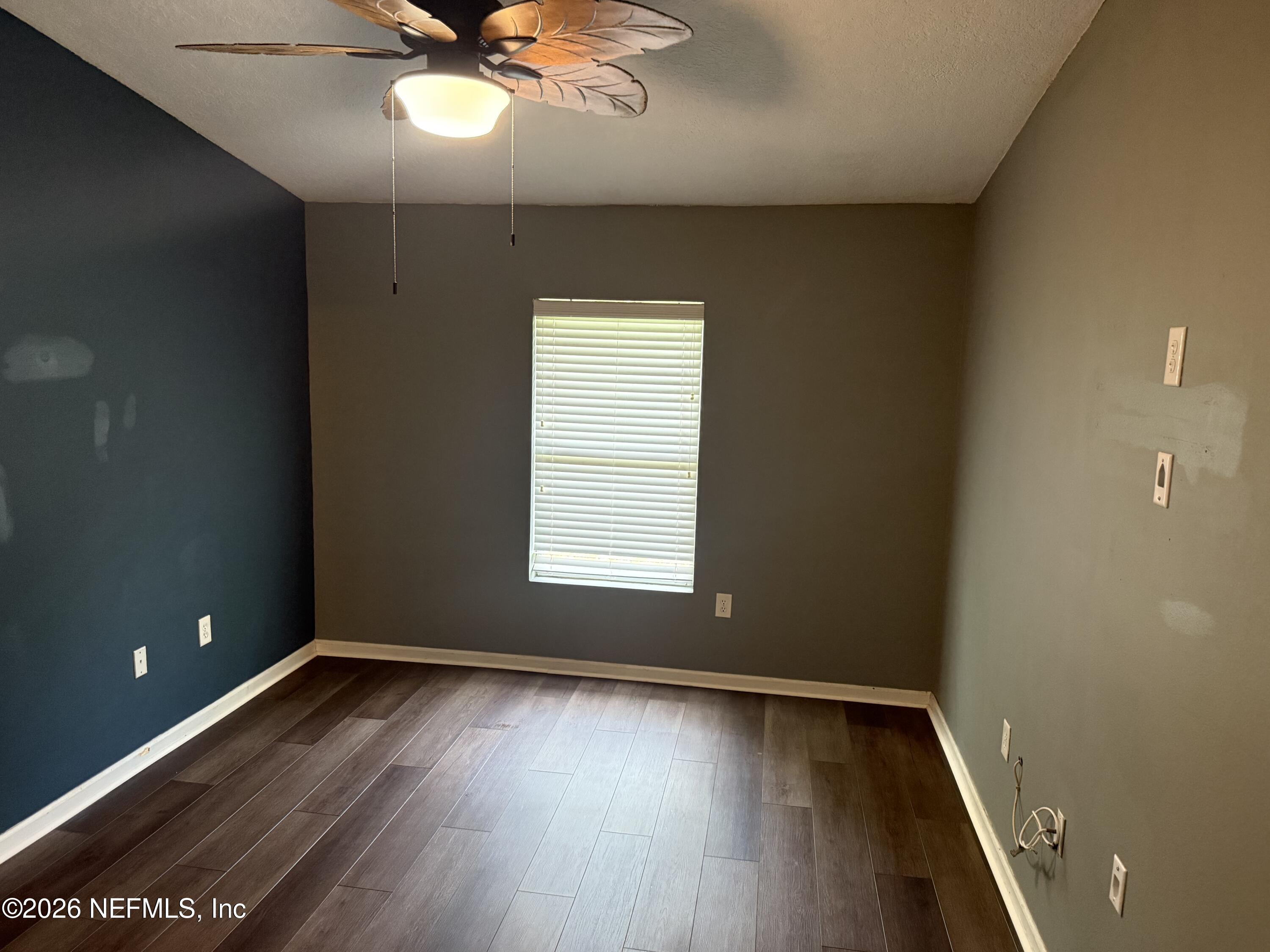 7920 Merrill Road, Unit 914 Jacksonville, FL 32277 - Photo 13 of 19 owners suite