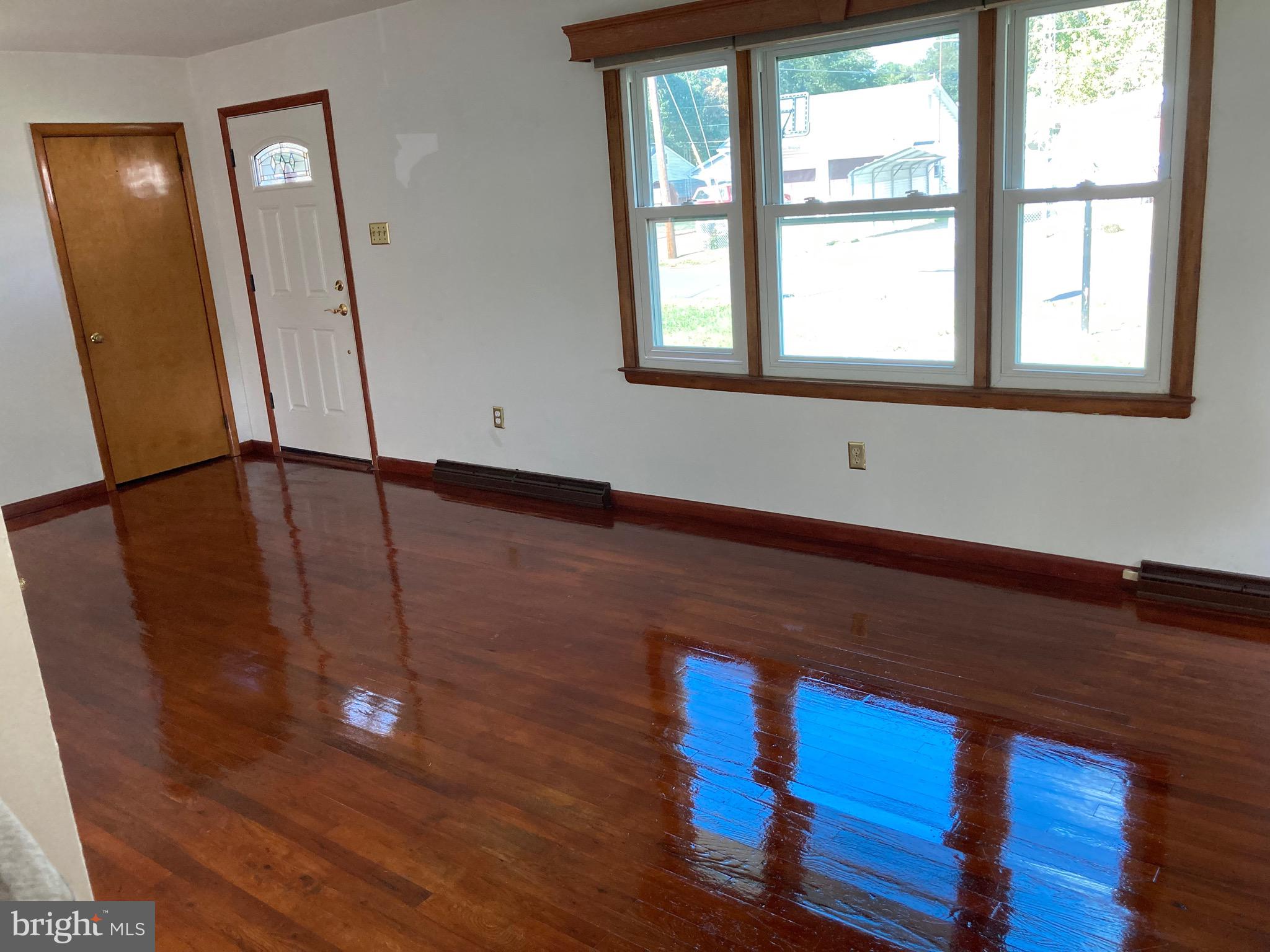 10 Mulberry Road Pennsville, NJ 08070 - Photo 6 of 13 Gallery Image 6