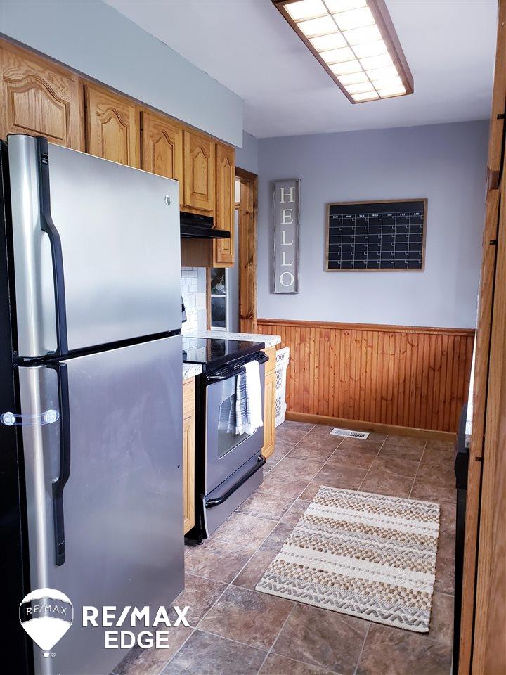 4073 North Genesee Road Flint, MI 48506 - Photo 11 of 31 50045383-10.JPG