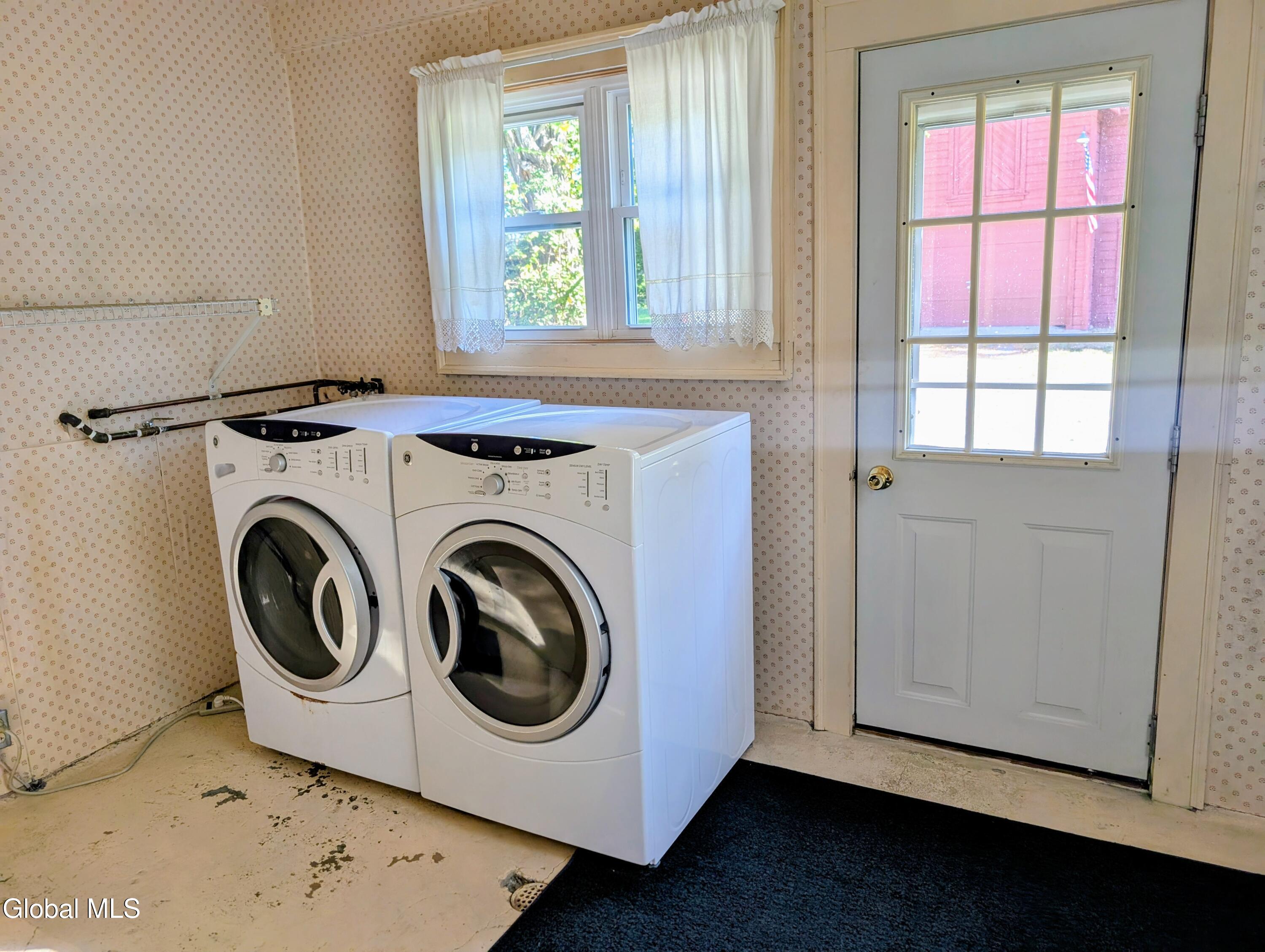 45 High Street Hoosick Falls, NY 12090 - Photo 22 of 56 laundry