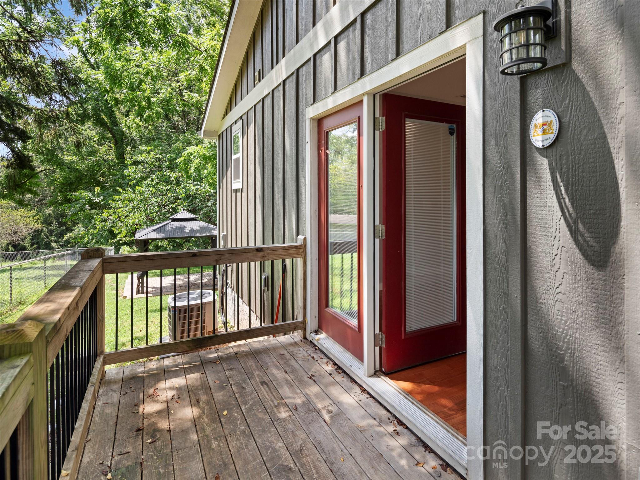 862 Sand Hill Road Asheville, NC 28806 - Photo 12 of 19