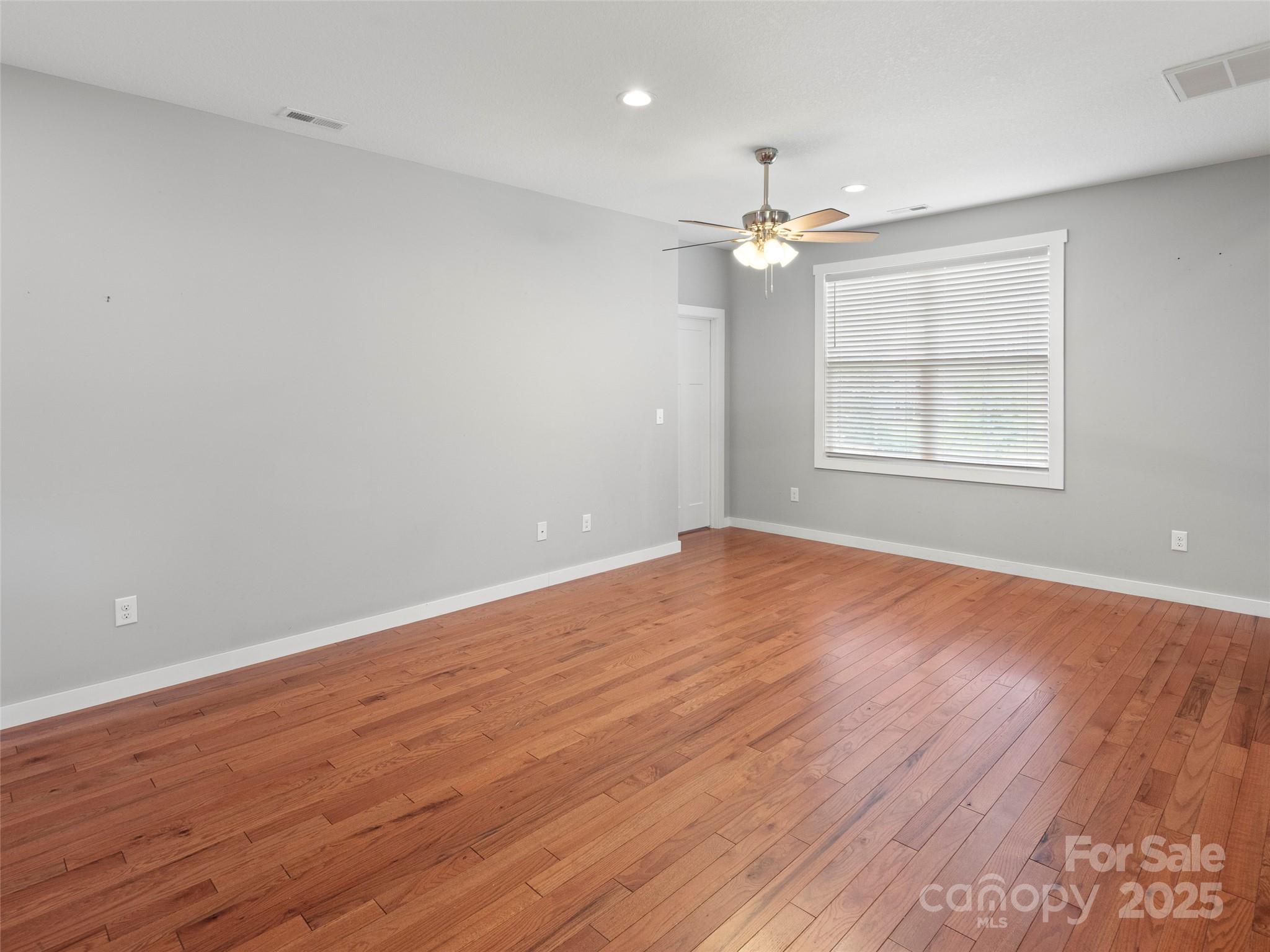 862 Sand Hill Road Asheville, NC 28806 - Photo 5 of 19