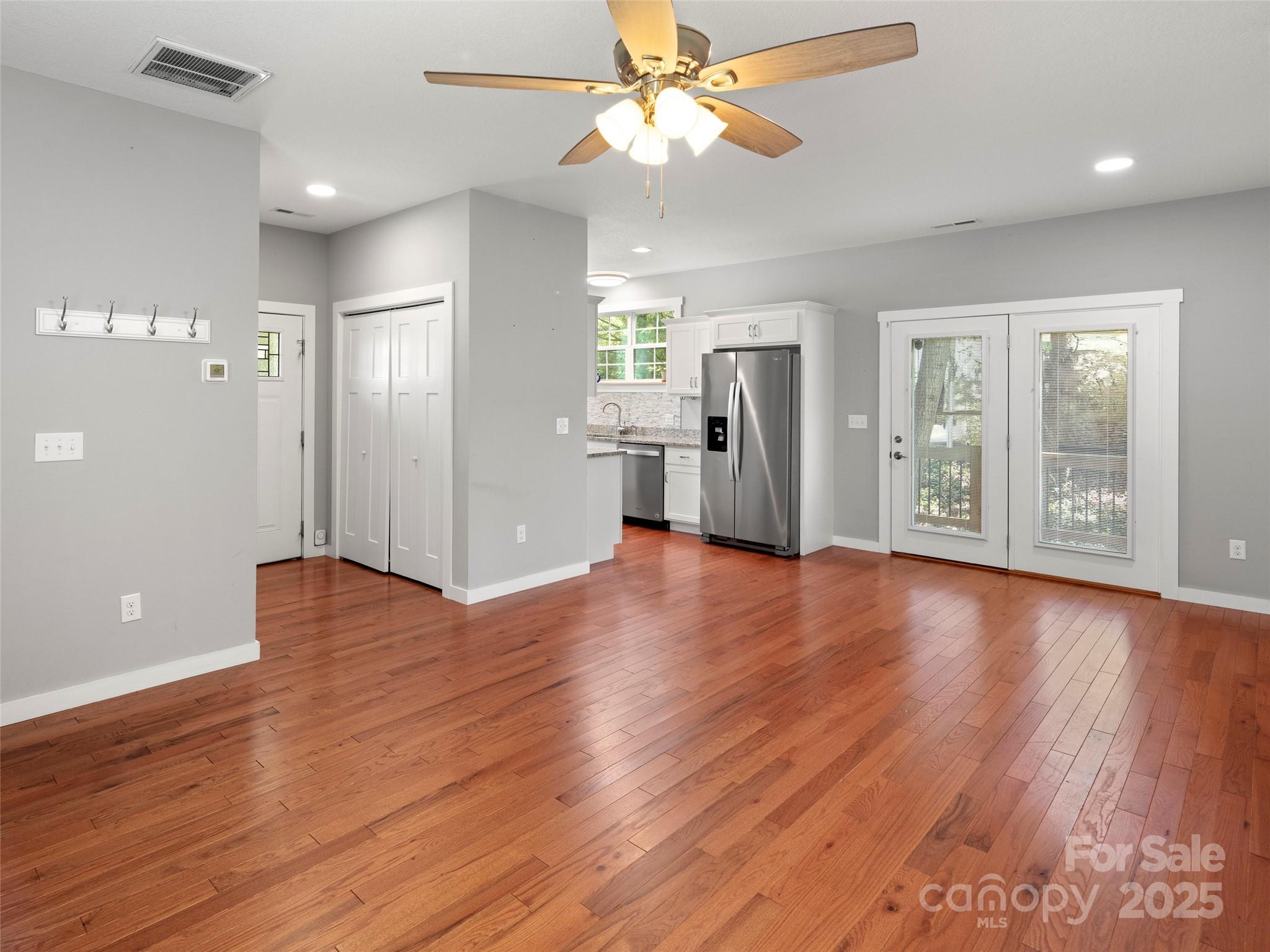 862 Sand Hill Road Asheville, NC 28806 - Photo 7 of 19