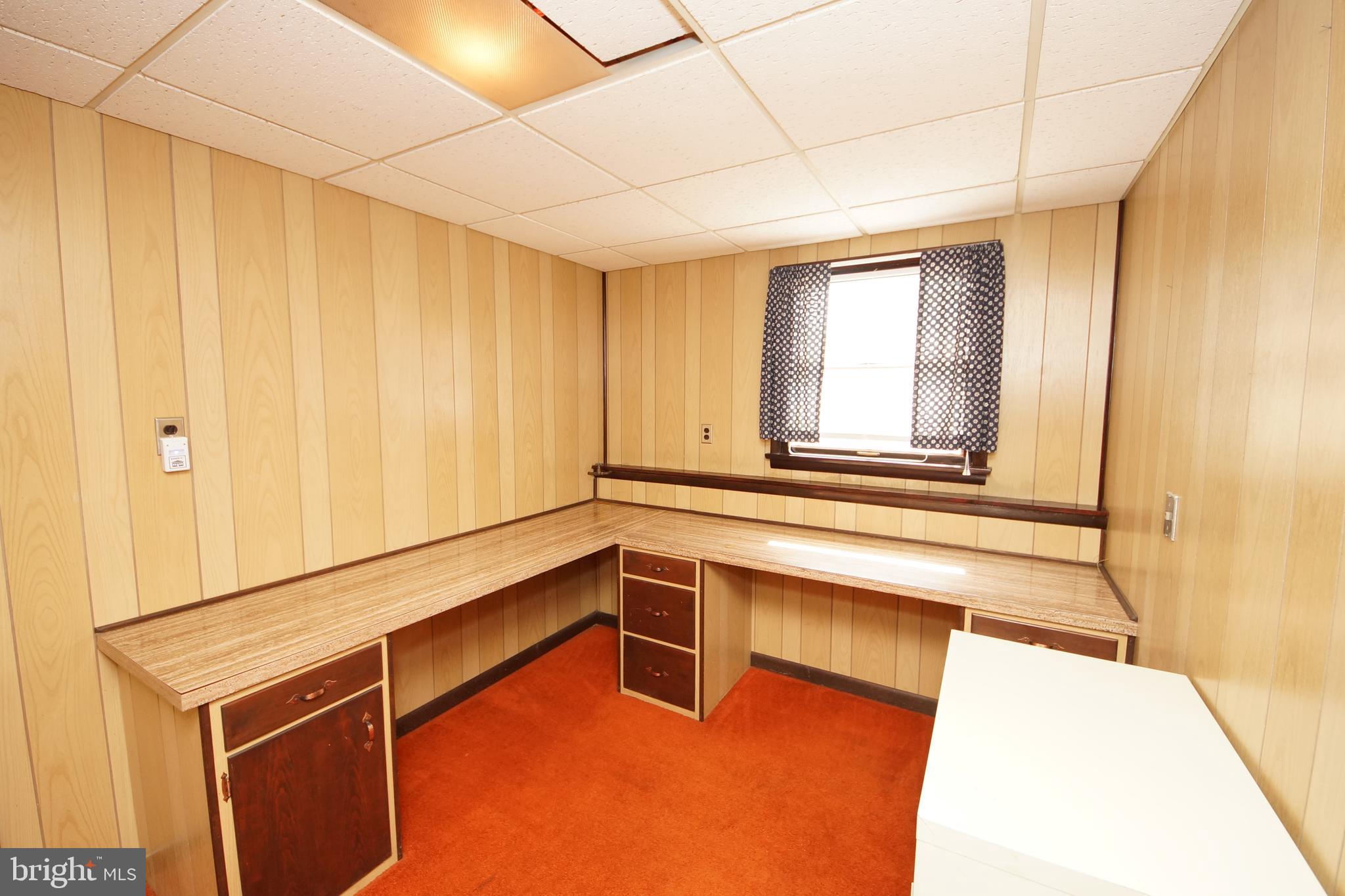 143 Petticoat Bridge Road Columbus, NJ 08022 - Photo 31 of 47 Office or Bedroom #4