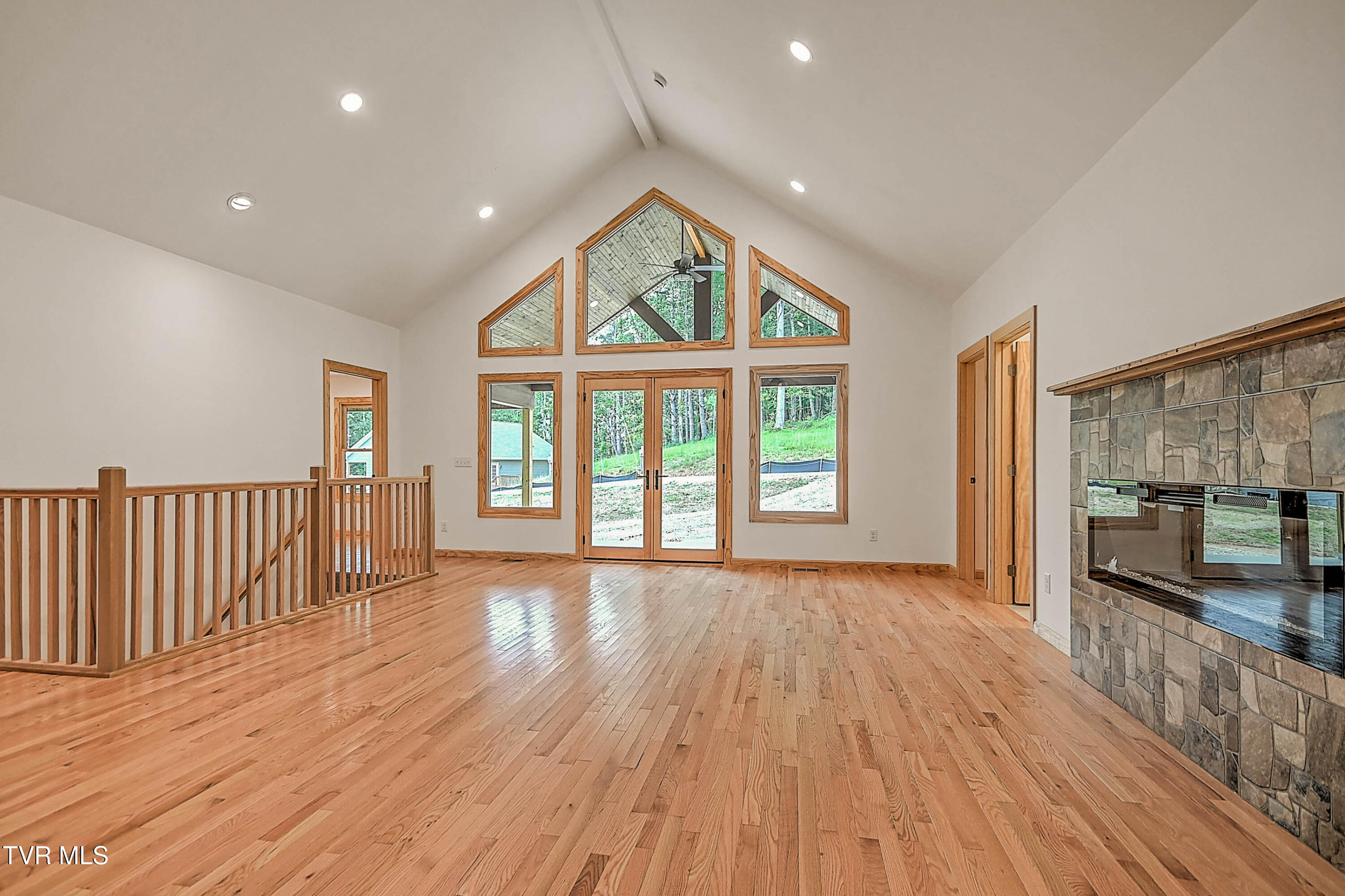 512 Norris Road Butler, TN 37640 - Photo 8 of 41 512 Norris DST-8