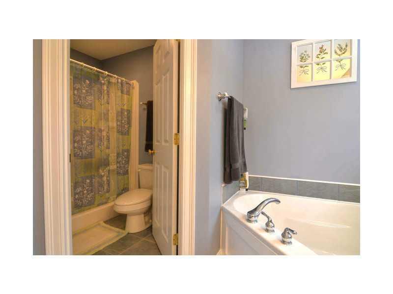 69 Summit Street Portland, ME 04103 - Photo 21 of 35 Master Bath/Spa.