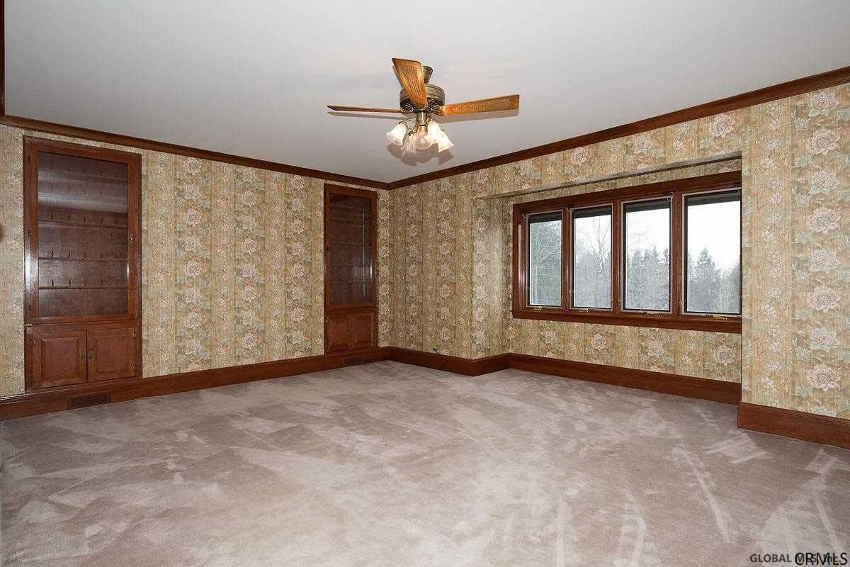 366 Vly Road Colonie, NY 12309 - Photo 7 of 25 Photo 7