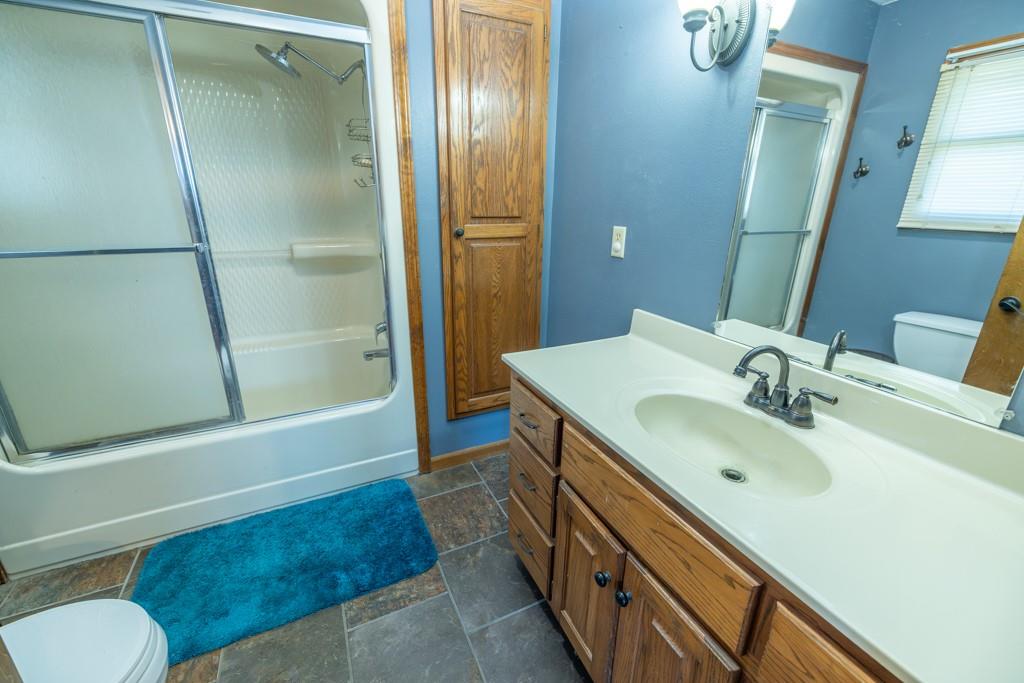 4002 Northeast State Rte Bb Butler, MO 64730 - Photo 43 of 89 Gallery Image 43