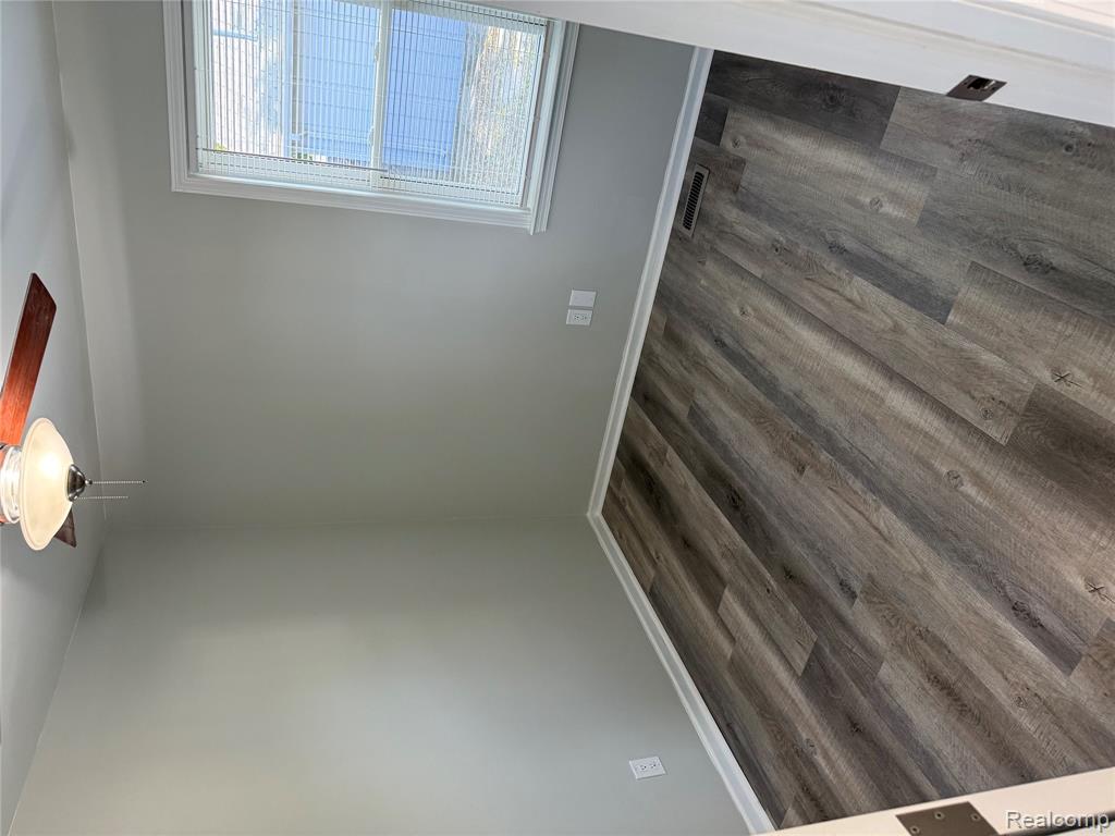 4812 Howe Road Wayne, MI 48184 - Photo 25 of 33