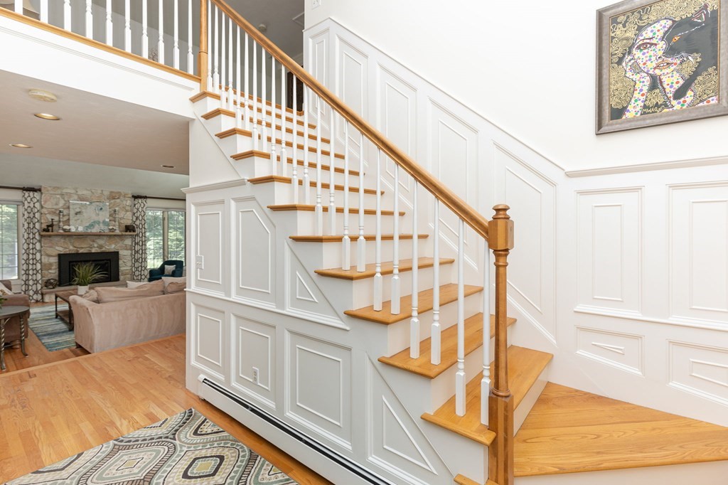 128 York Road Mansfield, MA 02048 - Photo 8 of 42 Gallery Image 8