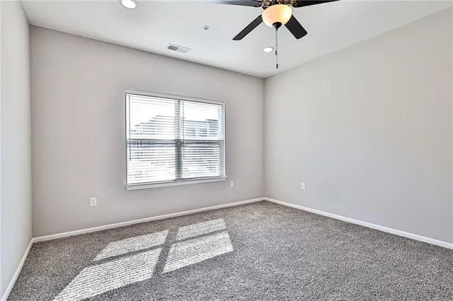 $1,385 | 500 Southeast Salem Street, Oak Grove, MO 64075