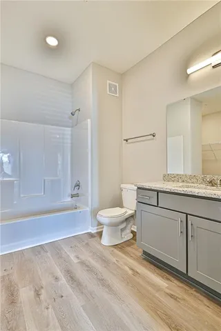 $1,385 | 500 Southeast Salem Street, Oak Grove, MO 64075