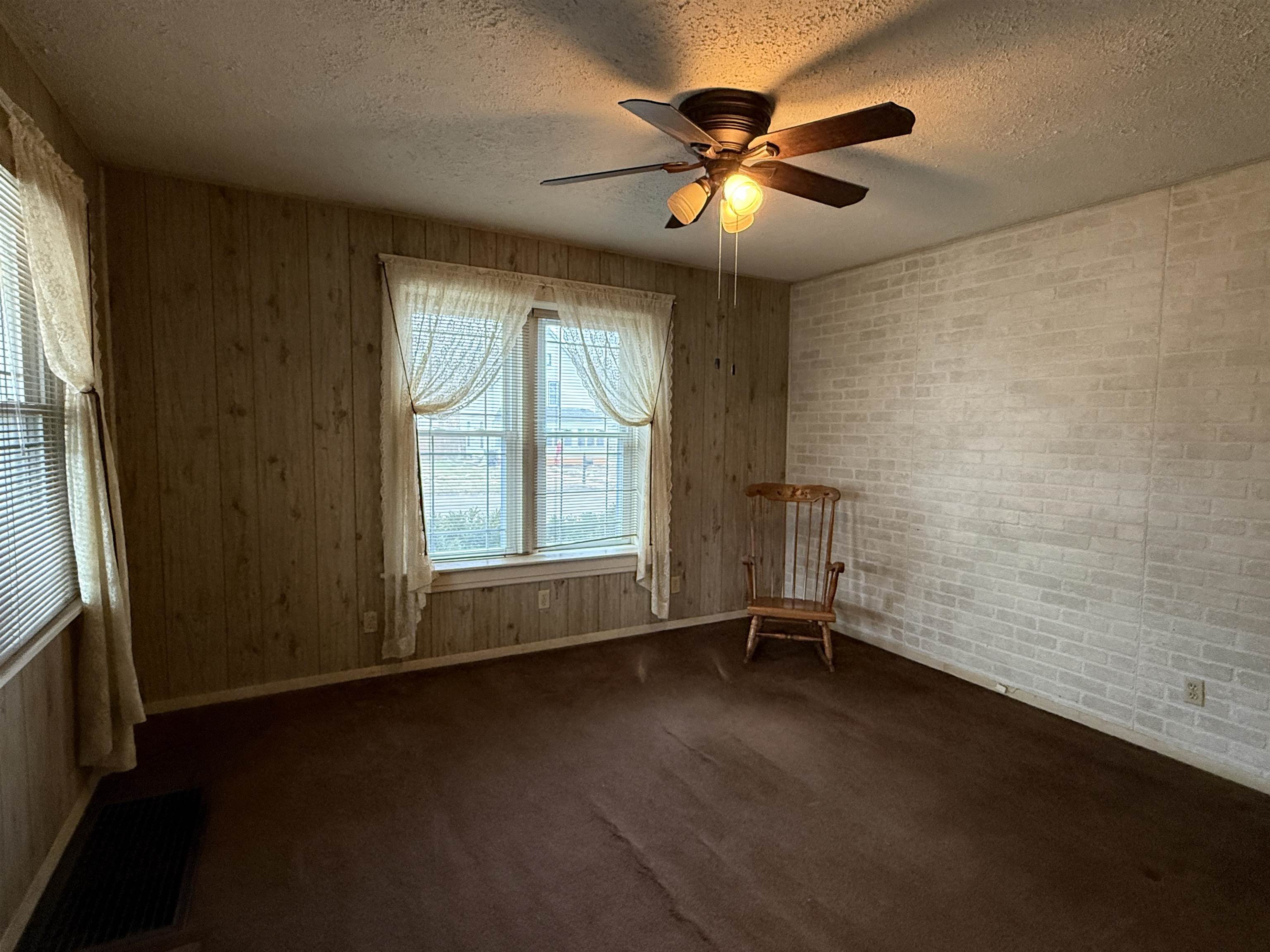 1203 Vine Street Beloit, WI 53511 - Photo 8 of 17