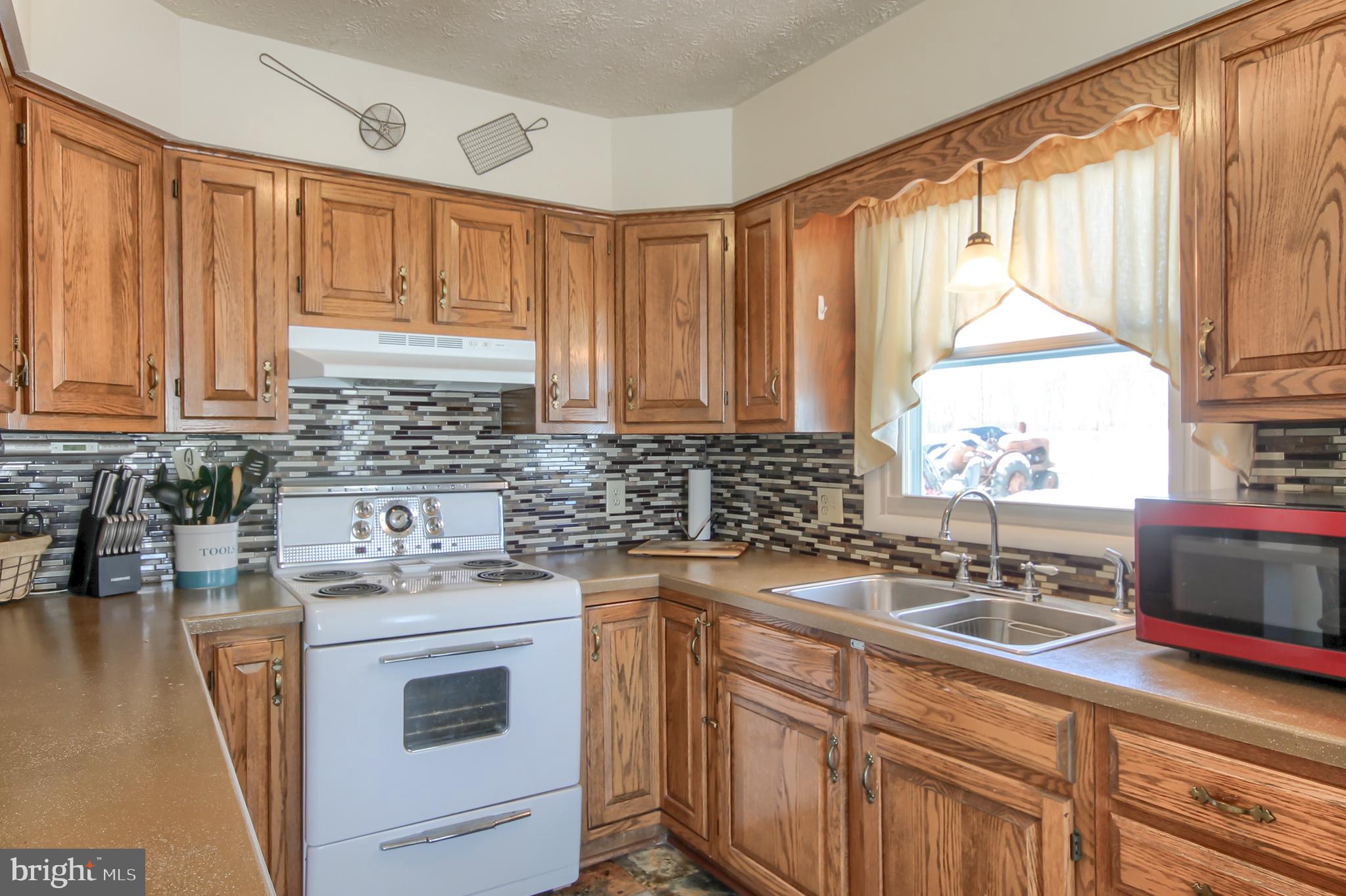 51 Wright Road York Springs, PA 17372 - Photo 7 of 43 Gallery Image 7