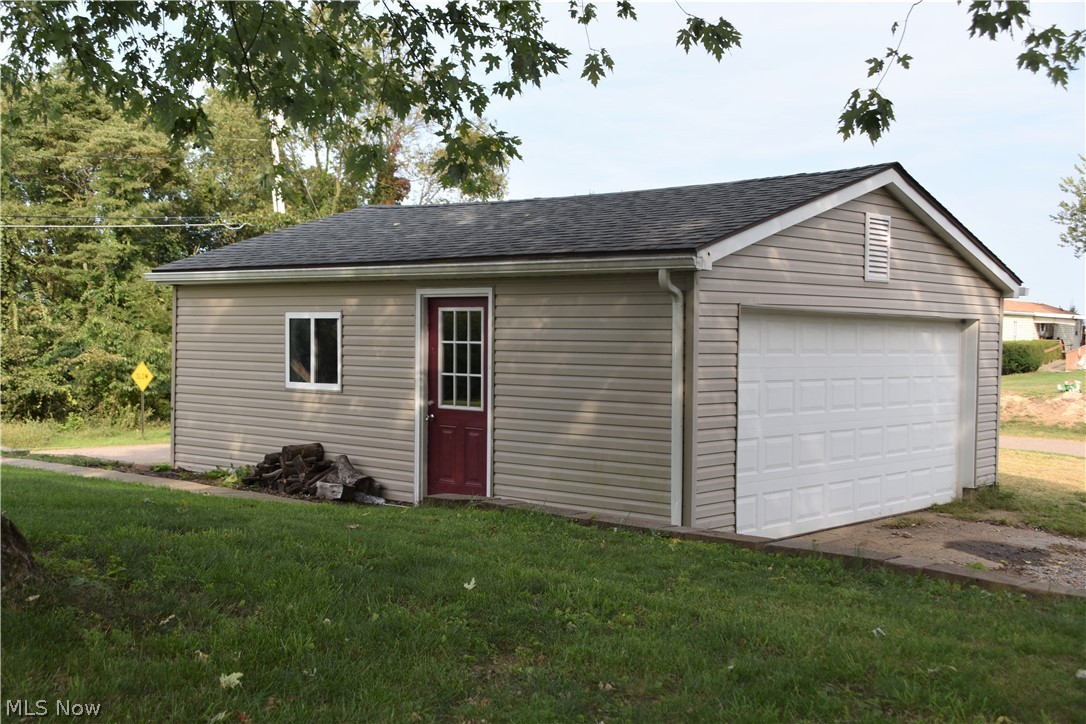 53110 Key Bellaire Road Bellaire, OH 43906 - Photo 5 of 27 Gallery Image 5