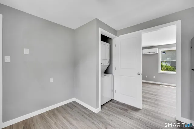 $1,700 | 90 Woodhouse Avenue, Unit 4, Wallingford, CT 06492