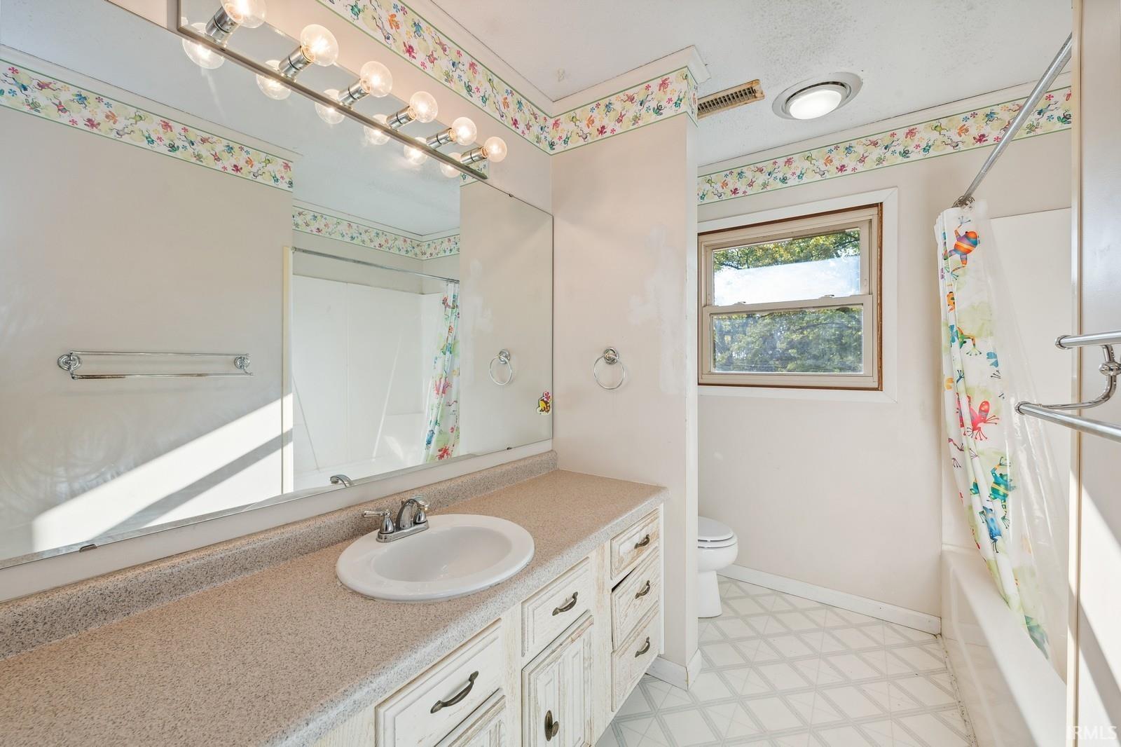 1404 North Buckeye Road Muncie, IN 47304 - Photo 10 of 16 Gallery Image 10