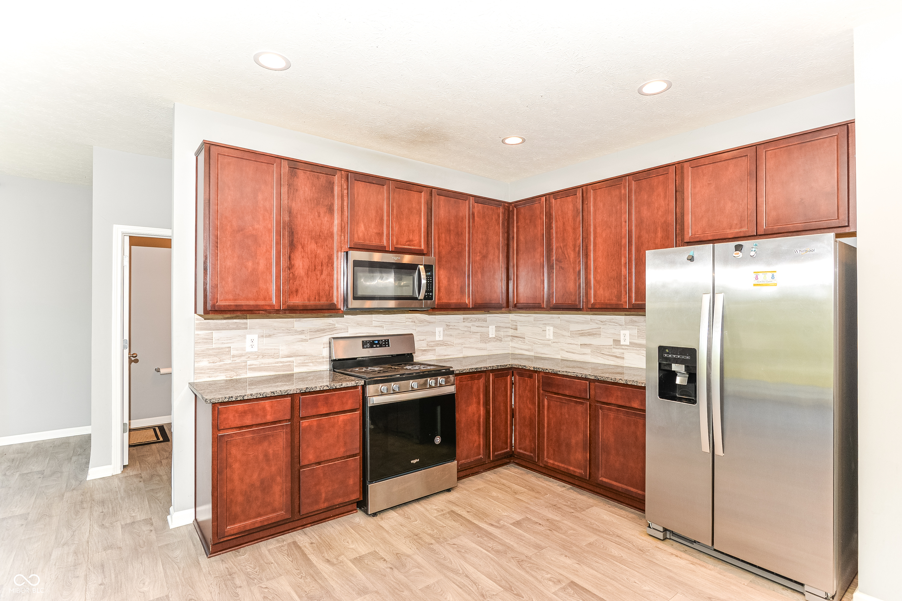 2928 Pointe Bay Road Indianapolis, IN 46229 - Photo 13 of 36 Gallery Image 13