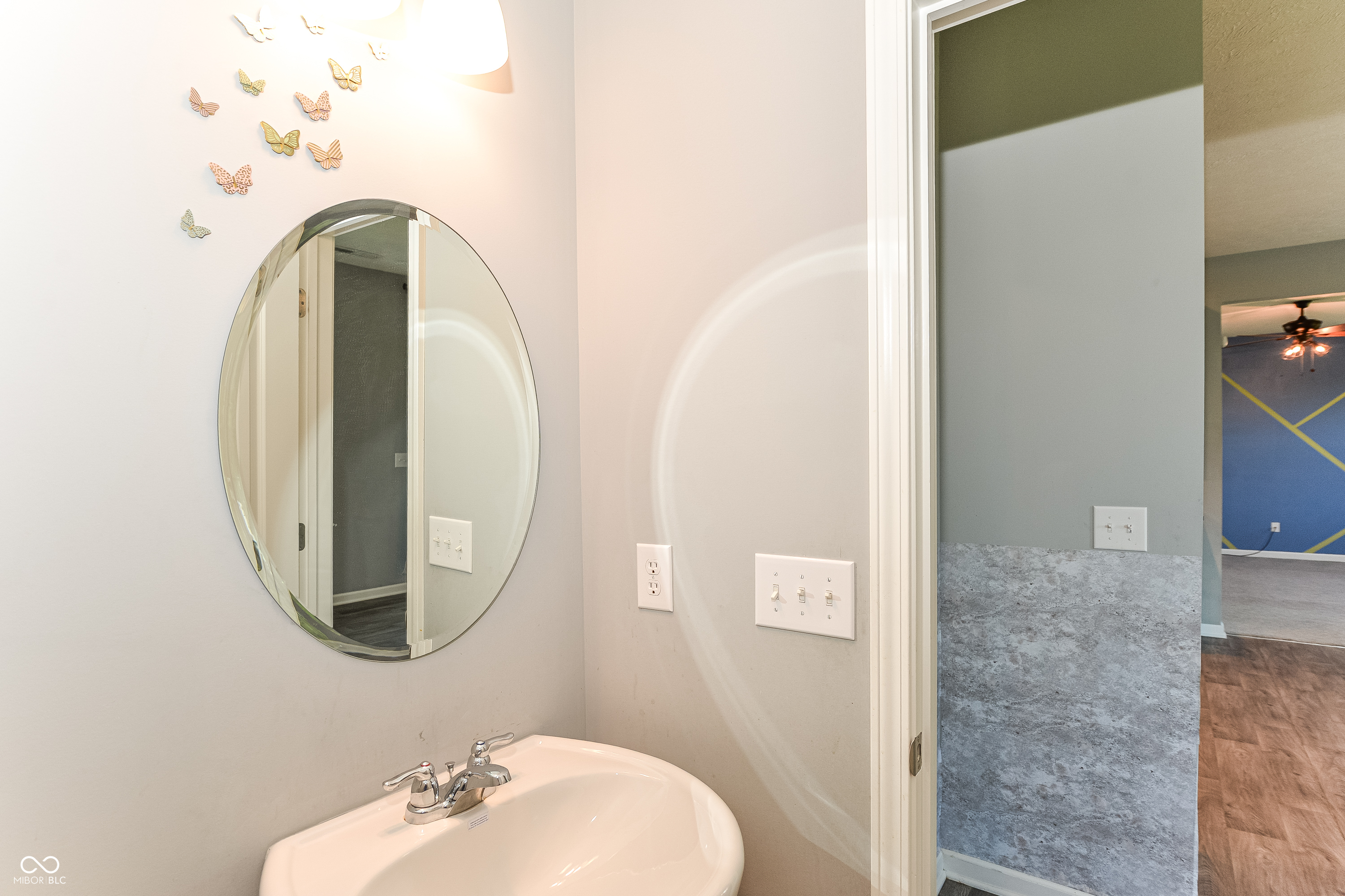 2928 Pointe Bay Road Indianapolis, IN 46229 - Photo 15 of 36 Gallery Image 15