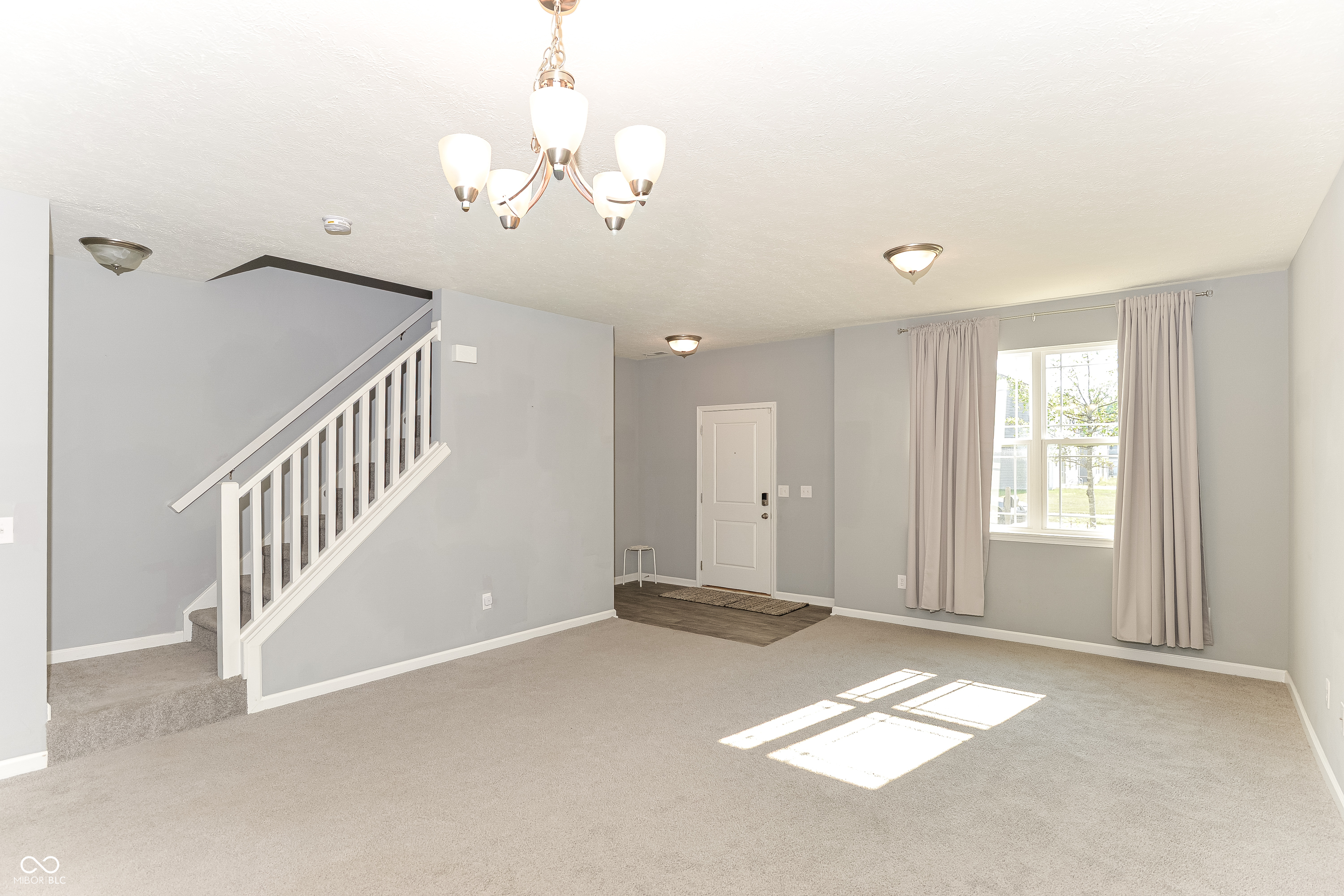 2928 Pointe Bay Road Indianapolis, IN 46229 - Photo 3 of 36 Gallery Image 3