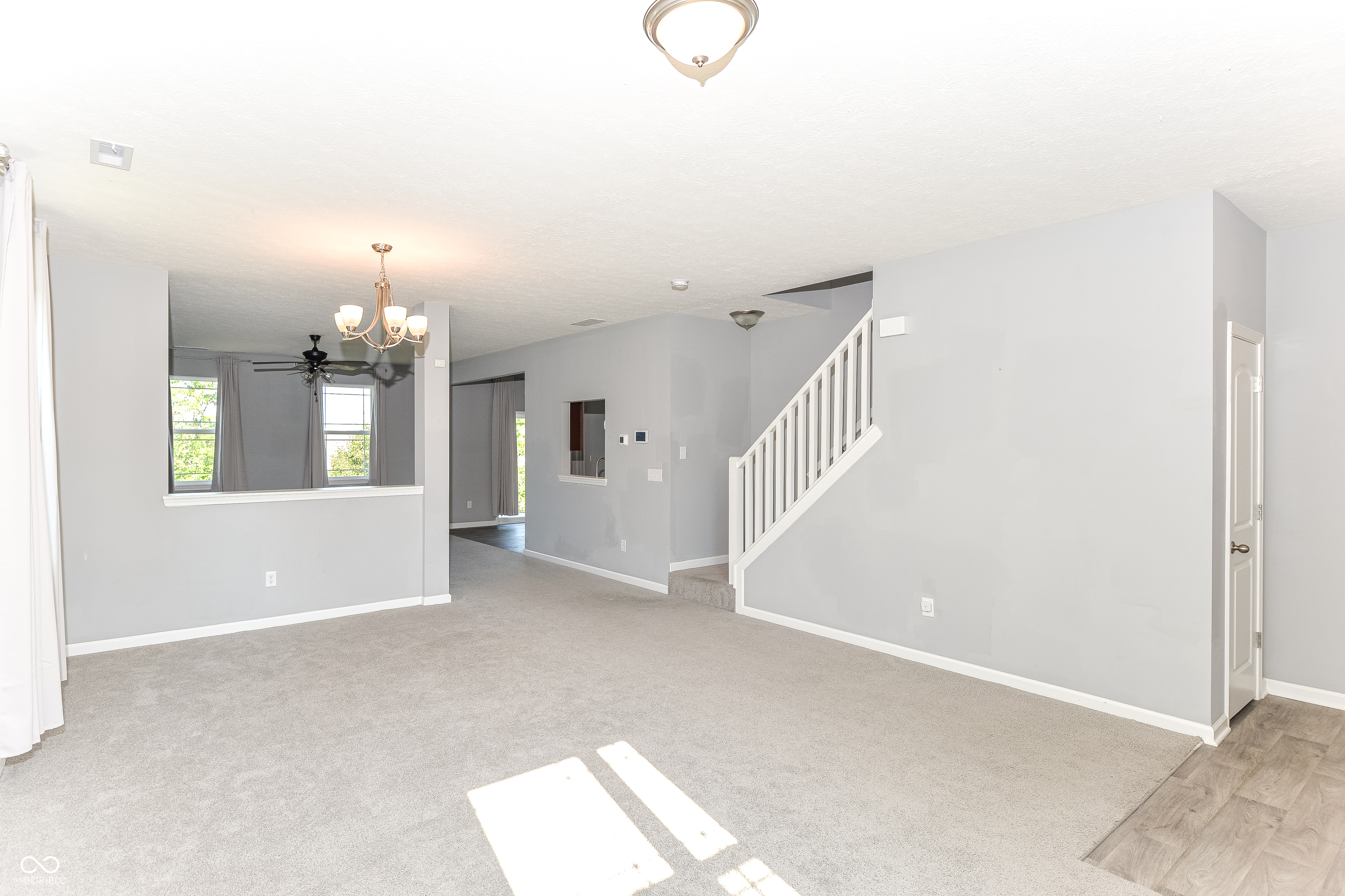 2928 Pointe Bay Road Indianapolis, IN 46229 - Photo 4 of 36 Gallery Image 4