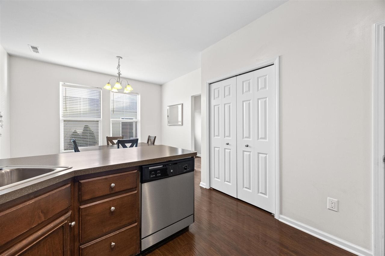 1549 Foster Road Iowa City, IA 52245 - Photo 11 of 29 Gallery Image 11