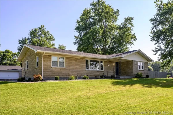 $335,000 | 2851 Fey Lane Northwest, Corydon, IN 47112