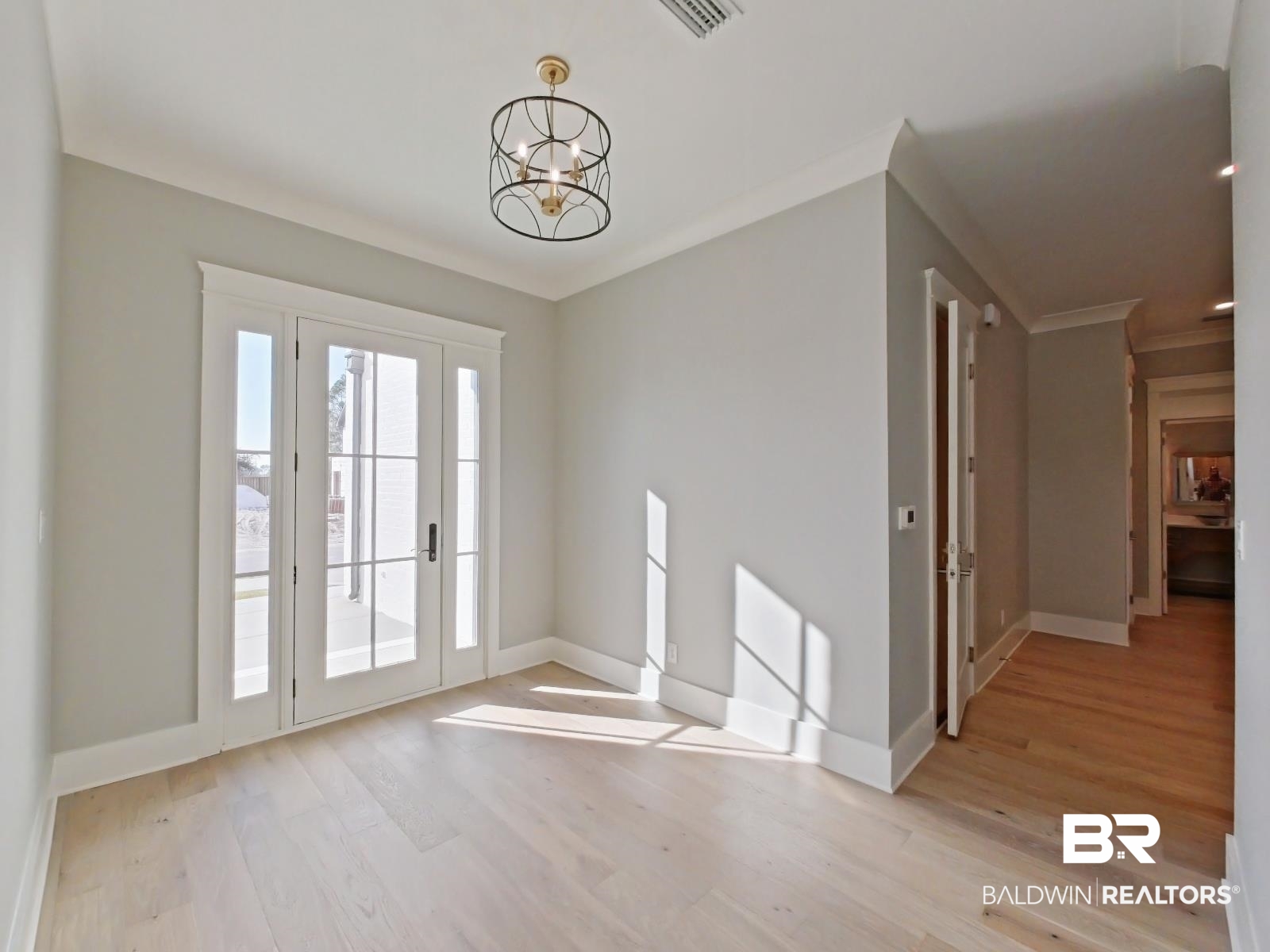 832 Inlet Circle Gulf Shores, AL 36542 - Photo 3 of 36 Foyer