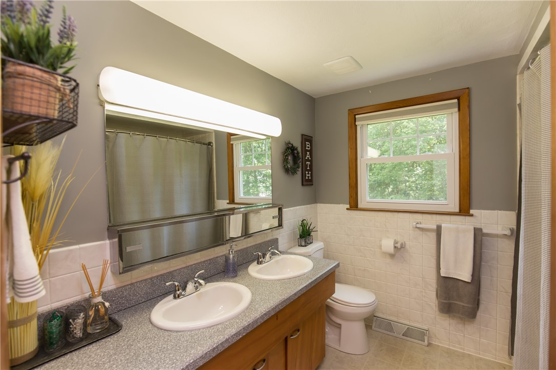 18 Myra Road Coventry, RI 02816 - Photo 12 of 15
