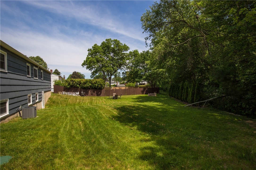 18 Myra Road Coventry, RI 02816 - Photo 2 of 15