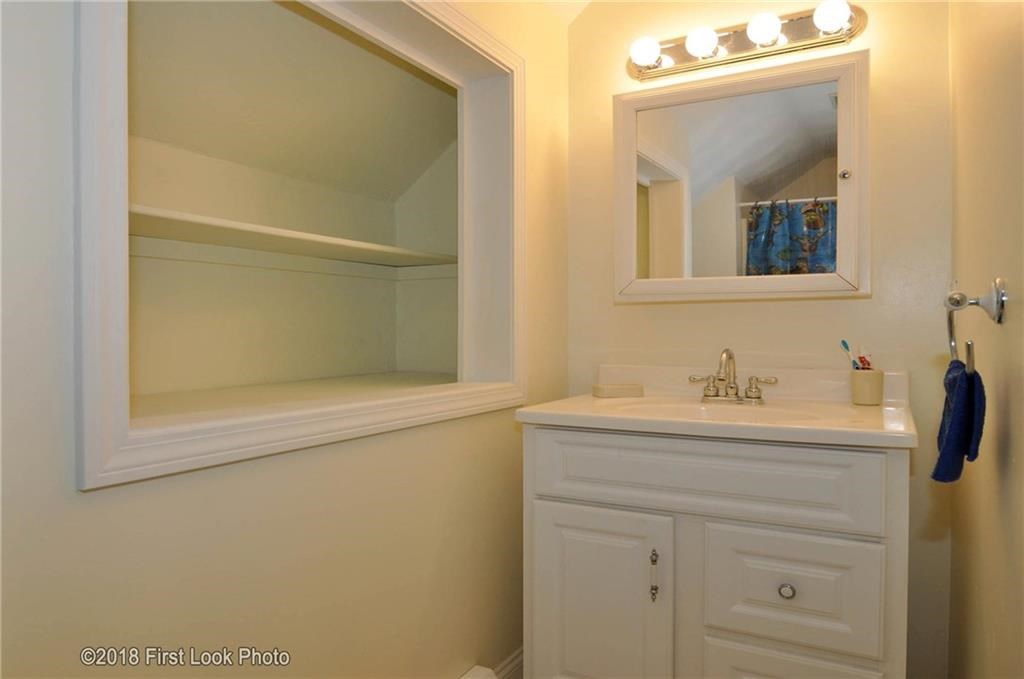 281 Old River Road Lincoln, RI 02865 - Photo 21 of 28