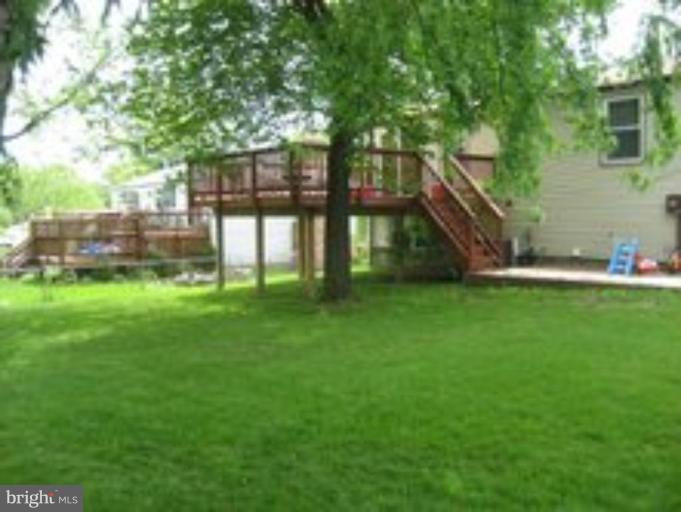 1313 Beech Road Sterling, VA 20164 - Photo 18 of 21 Back yard