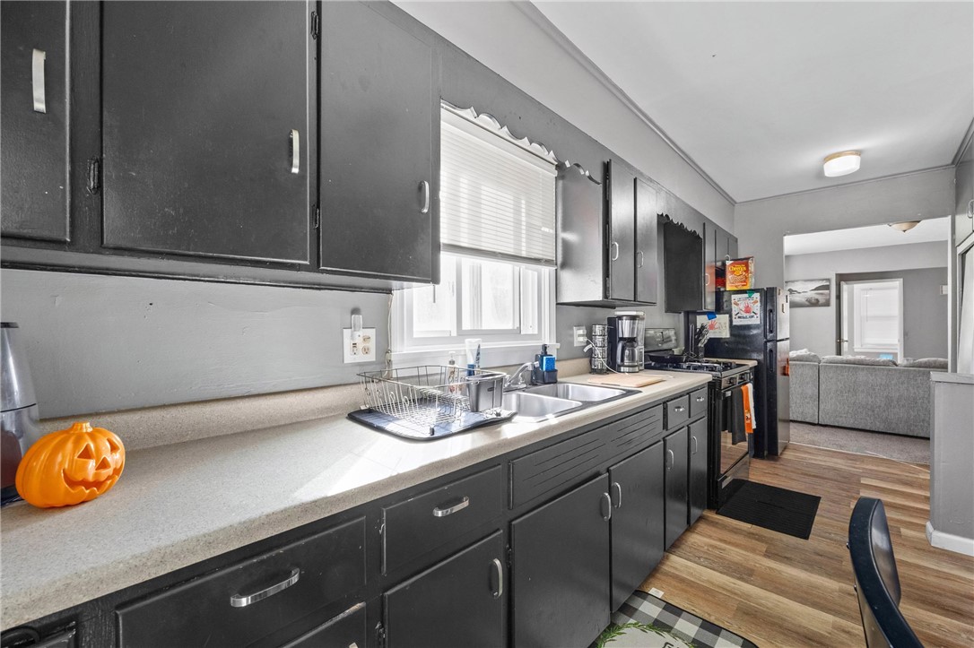 238 Birr Street Rochester, NY 14613 - Photo 7 of 28 Gallery Image 7