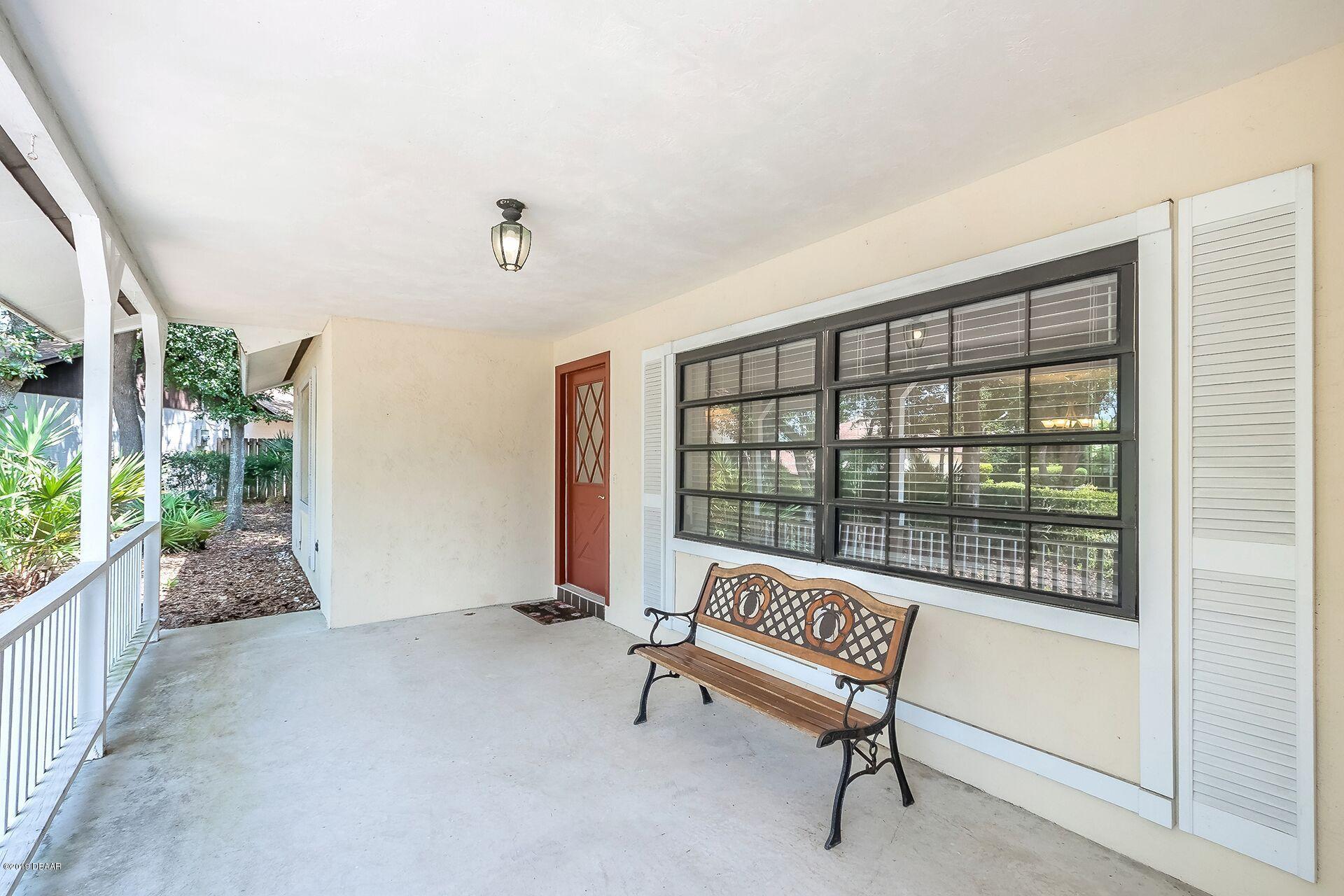 11 Kim Court Ormond Beach, FL 32174 - Photo 2 of 25 3