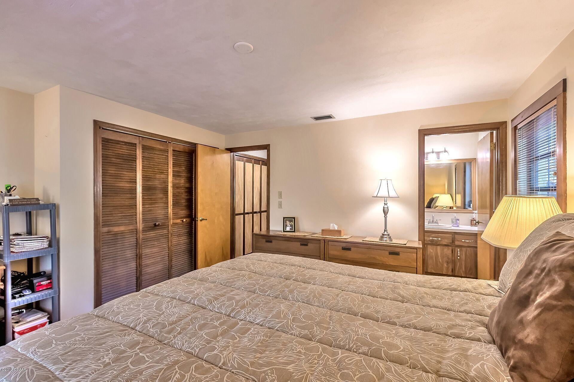 11 Kim Court Ormond Beach, FL 32174 - Photo 5 of 25 6