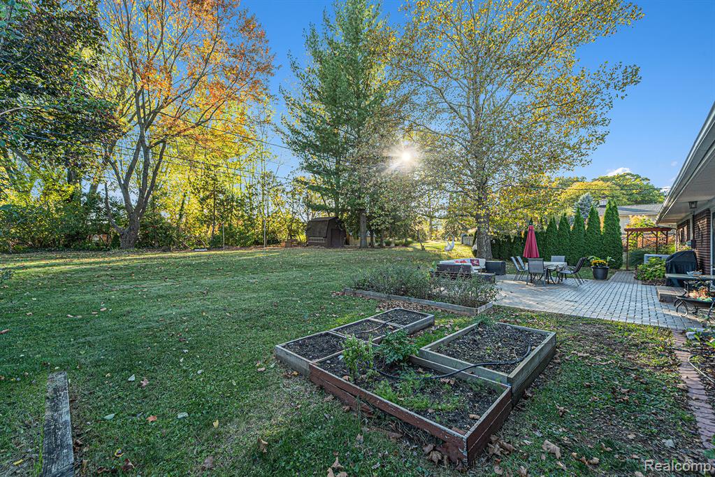 115 Boyken Road Rochester Hills, MI 48307 - Photo 24 of 30