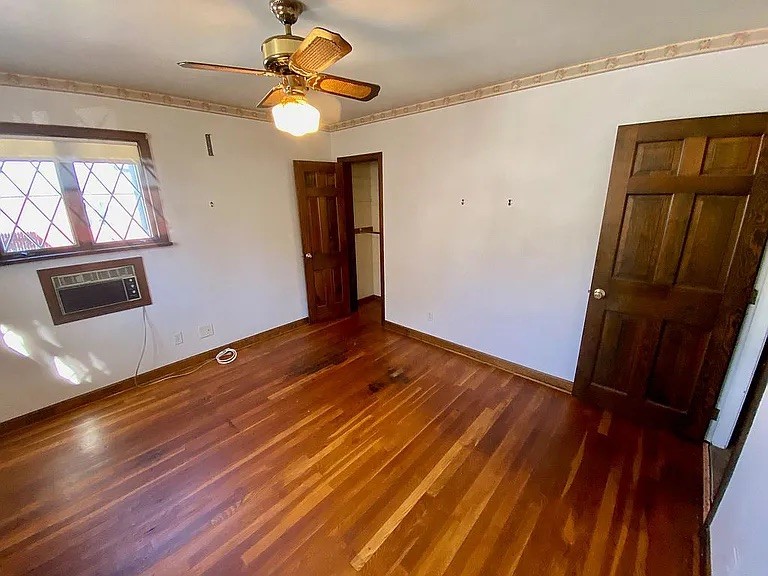 315 Aqueduct Road Cranston, RI 02910 - Photo 11 of 48