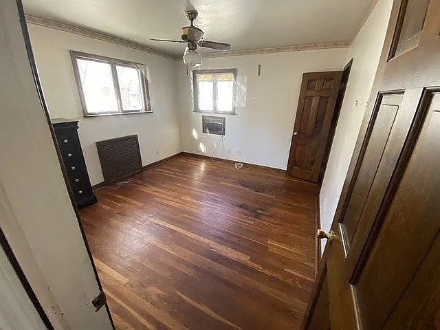 315 Aqueduct Road Cranston, RI 02910 - Photo 12 of 48