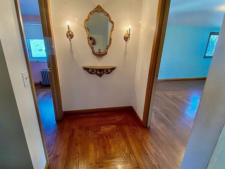 315 Aqueduct Road Cranston, RI 02910 - Photo 25 of 48