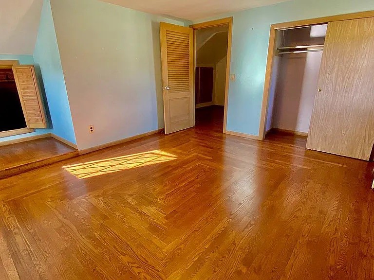 315 Aqueduct Road Cranston, RI 02910 - Photo 34 of 48