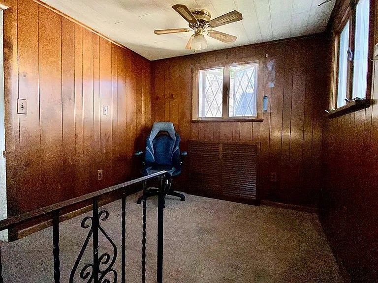 315 Aqueduct Road Cranston, RI 02910 - Photo 42 of 48