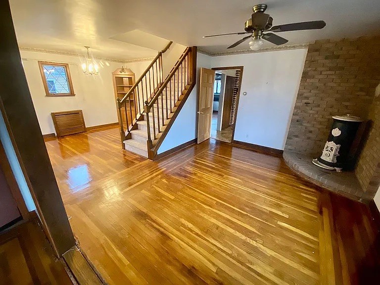 315 Aqueduct Road Cranston, RI 02910 - Photo 7 of 48