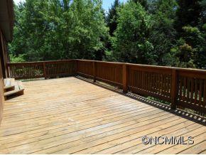 28 Spring Lane Clyde, NC 28721 - Photo 13 of 20 a view of balcony and deck