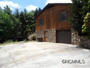 28 Spring Lane Clyde, NC 28721 - Photo 3 of 20