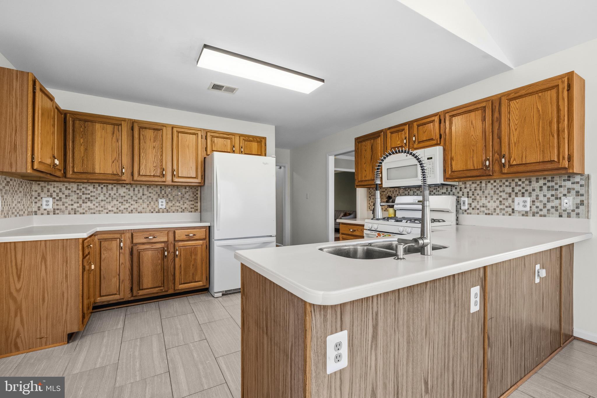 9595 Linden Wood Road Manassas, VA 20111 - Photo 11 of 62