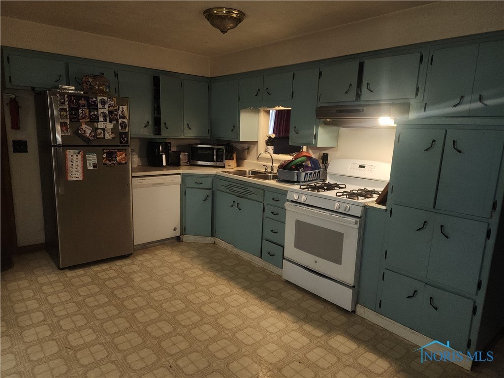 404 George Street Fayette, OH 43521 - Photo 7 of 23 Gallery Image 7