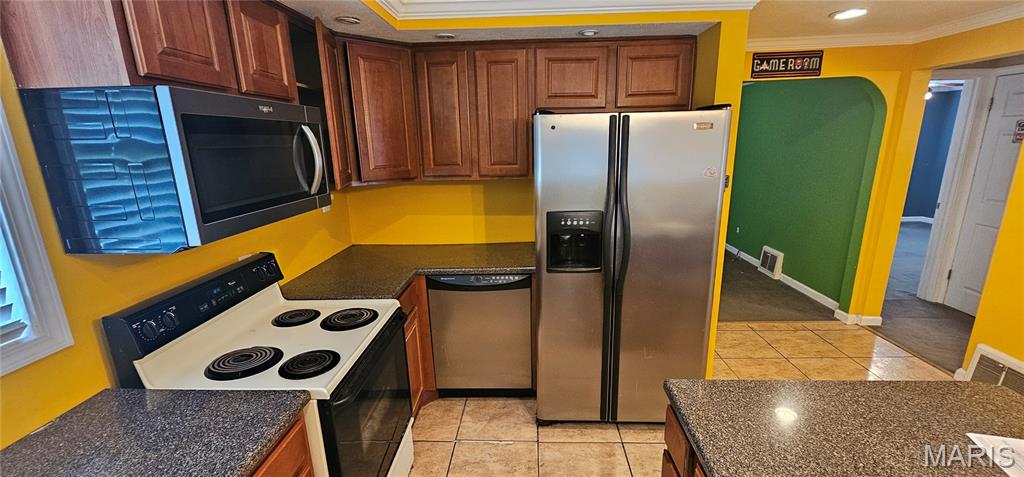 3944 Vogt Road Byrnes Mill, MO 63051 - Photo 5 of 7